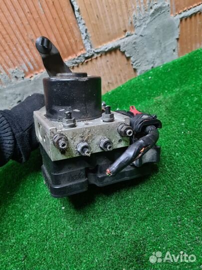 Блок ABS Skoda Octavia A5