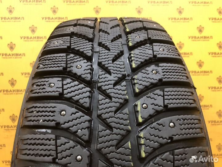 Bridgestone Ice Cruiser 5000 215/60 R16 95T