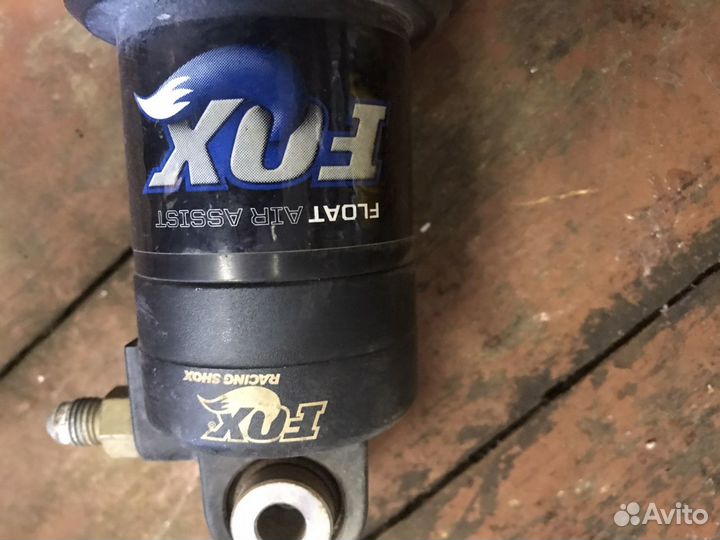 Комплект амортизаторов Fox Float Air Assist