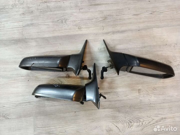 Боковое зеркало Mazda 323 BG