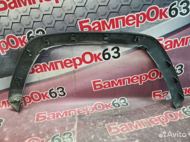 Накладка крыла передняя левая Toyota RAV4