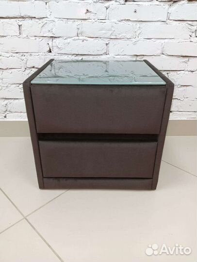 Тумба прикроватная