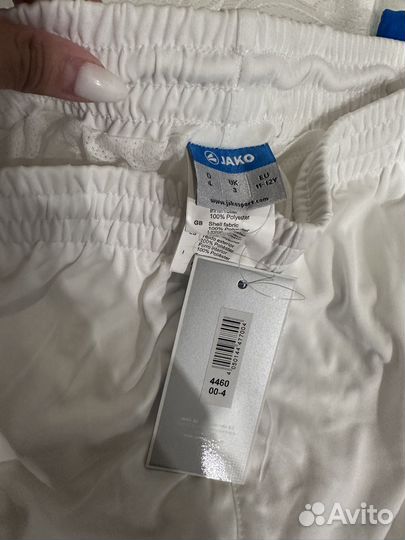 Футбольные шорты Jako