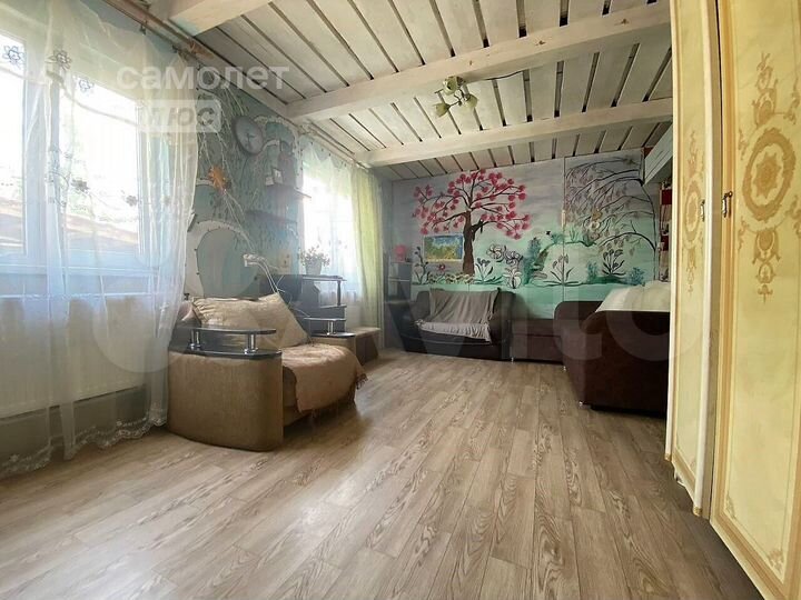 Дом 96 м² на участке 5 сот.