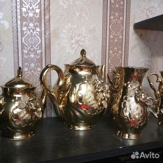 Сервиз чайный золотой новый