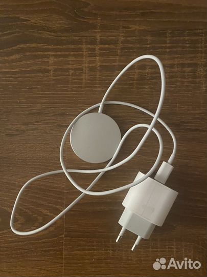 Зарядное устройство для iPhone