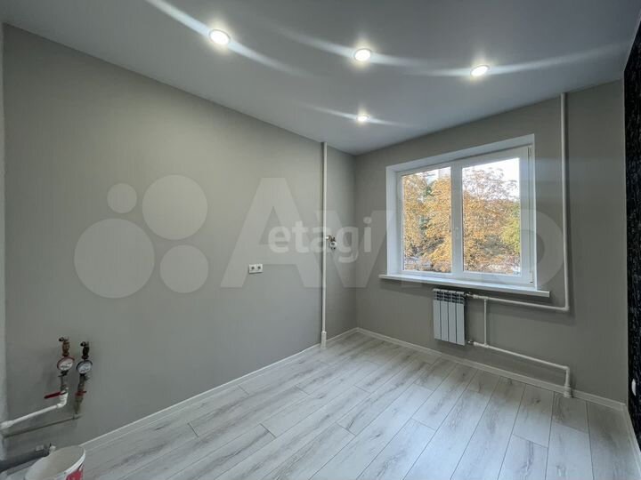 3-к. квартира, 60,5 м², 2/9 эт.