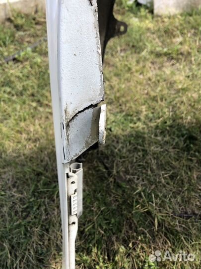 Бампер задний на toyota altezza GXE10.SXE10