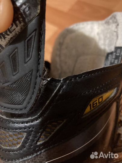 Коньки хоккейные bauer supreme