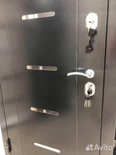 Дверь входная утепленная