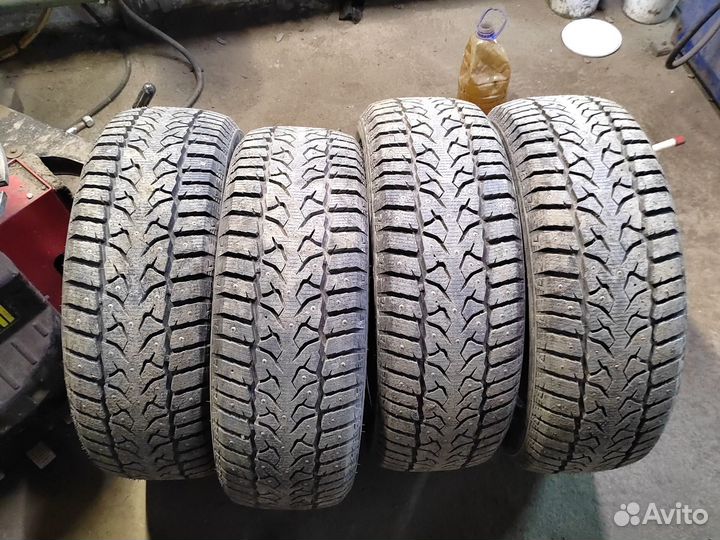 Aplus A703 225/55 R18 102T