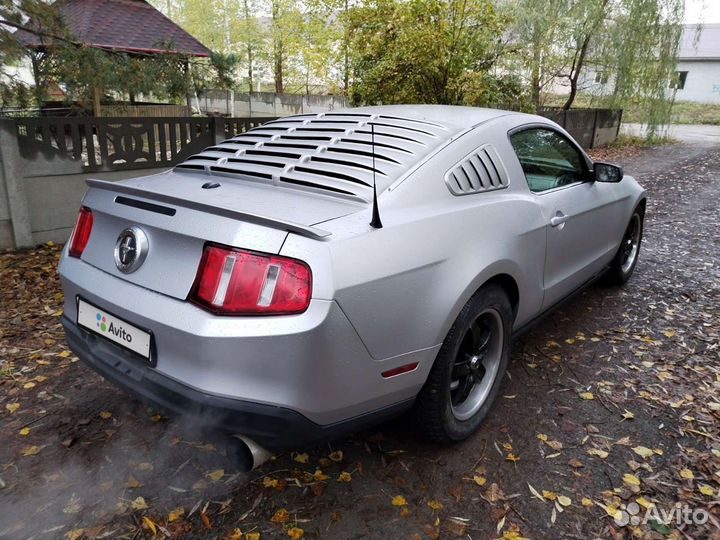 Ford Mustang 4.0 AT, 2009, 200 000 км