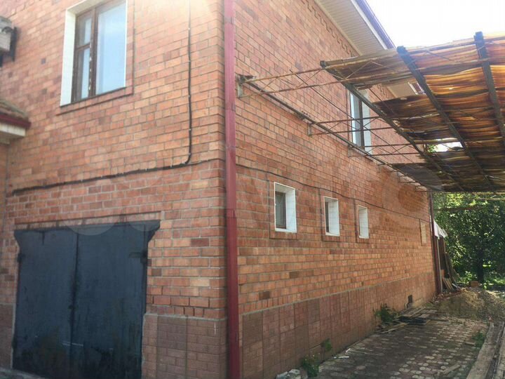 Дом 520 м² на участке 8 сот.