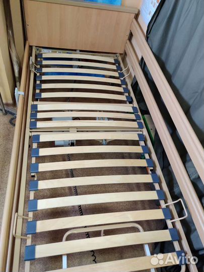 Кровать функциональная с электроприводом с матрасо