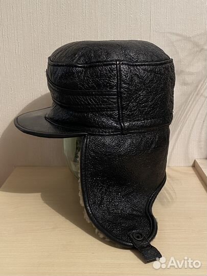 Кожаная шапка-ушанка на меху. 54 р-р