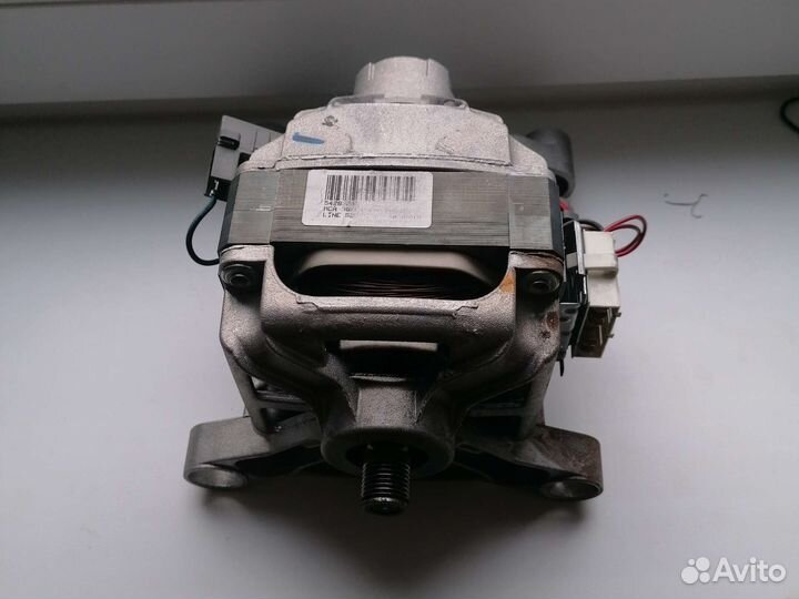Двигататель стиральной машины idesit iwbs 5105