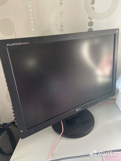 Монитор LG flatron w2241s-bf
