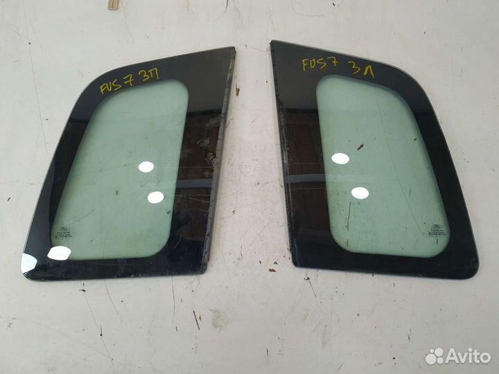 Ford Fusion форточка