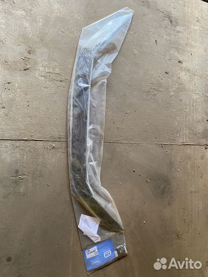 Мухобойка на passat B7