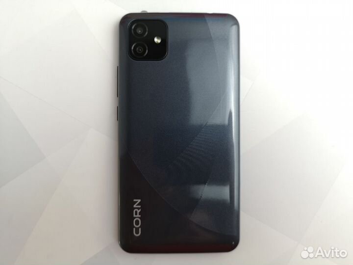 Itel vision 3 2/32 Gb Green