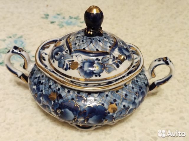 Сахарница фарфор Гжель Ваза СССР