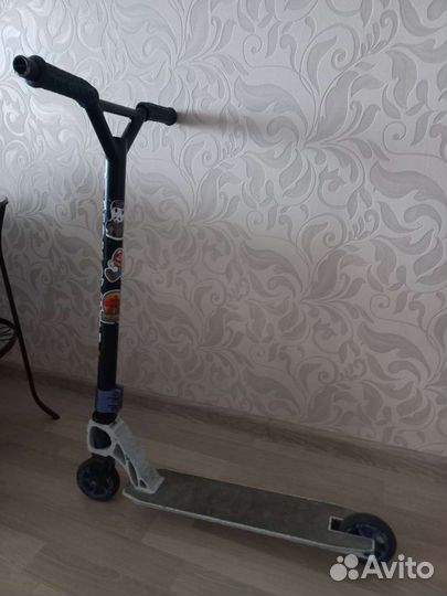 Трюковой самокат