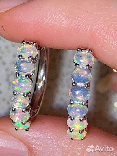 Серебряные серьги конго с опалами