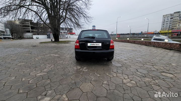 Kia Cerato 1.6 МТ, 2006, 300 000 км