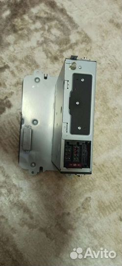 Продам магнитолу на поло (оригинал завод)