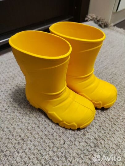 Резиновые сапоги