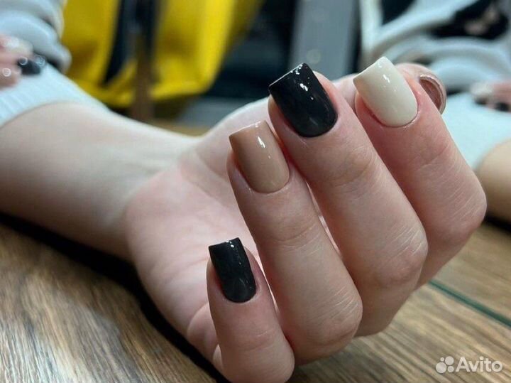 Маникюр педикюр 000