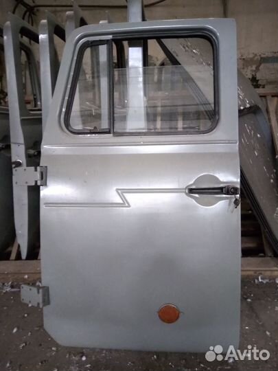 Дверь кабины на а\м Урал