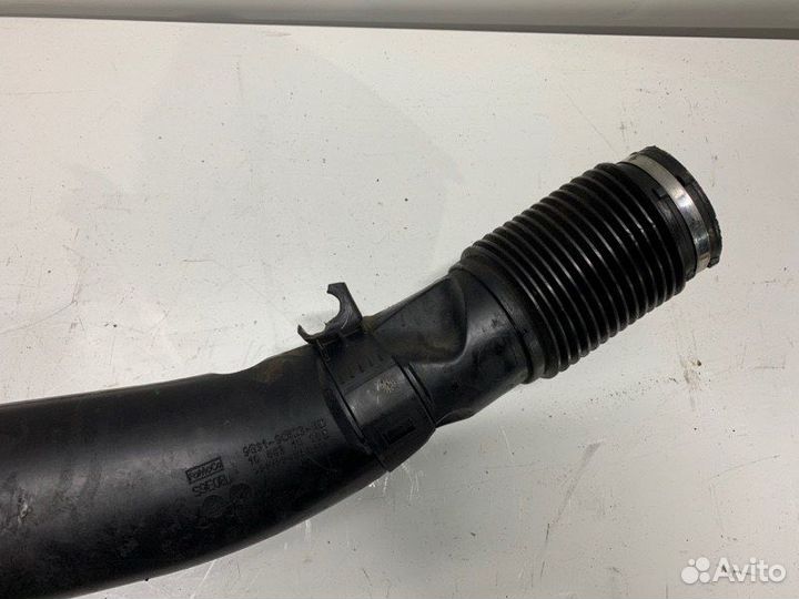 Патрубок воздушного фильтра Ford Mondeo BD