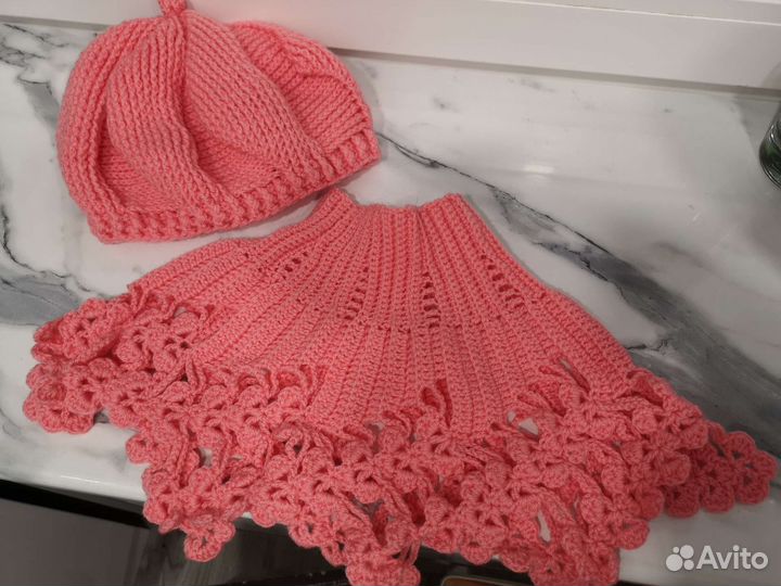 Шапка и горловина для девочки 4-9лет вязаные