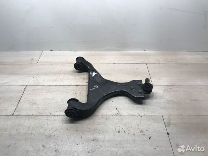 Рычаг подвески передний правый Mercedes Vito W639