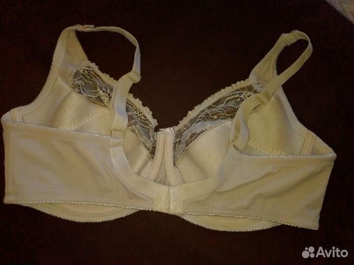 Бюстгальтера