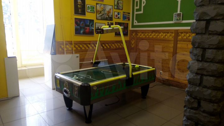 Помещение, 53 и 28 м²