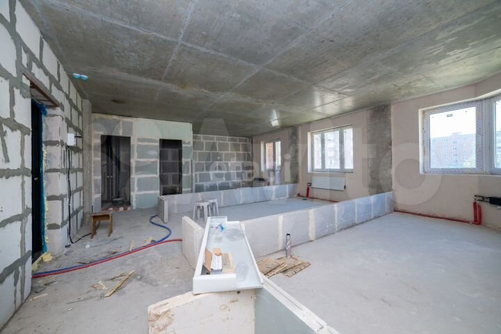 2-к. квартира, 63 м², 2/15 эт.