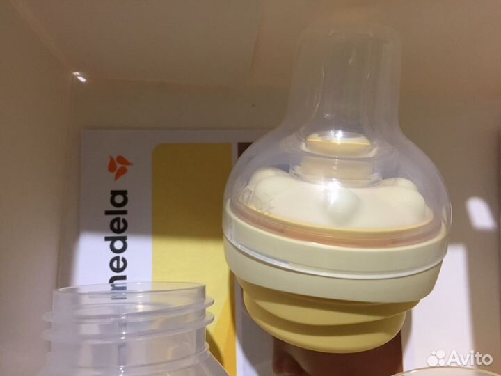 Молокоотсос Medela harmony с соской Calma и бутыло