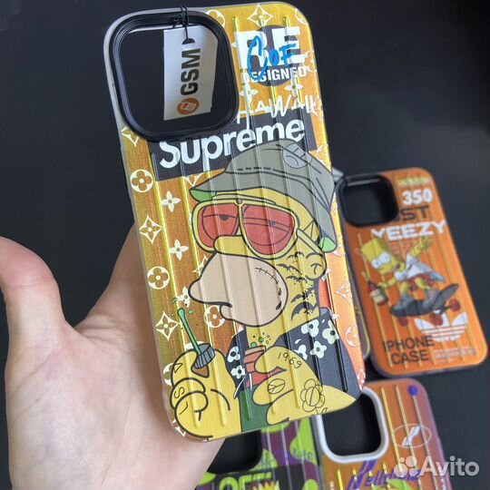 Чехол Симпсоны на айфон