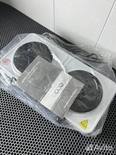 Электрическая настольная плита 2 конф 2000Вт новая