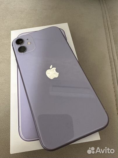 iPhone 11, 64 ГБ