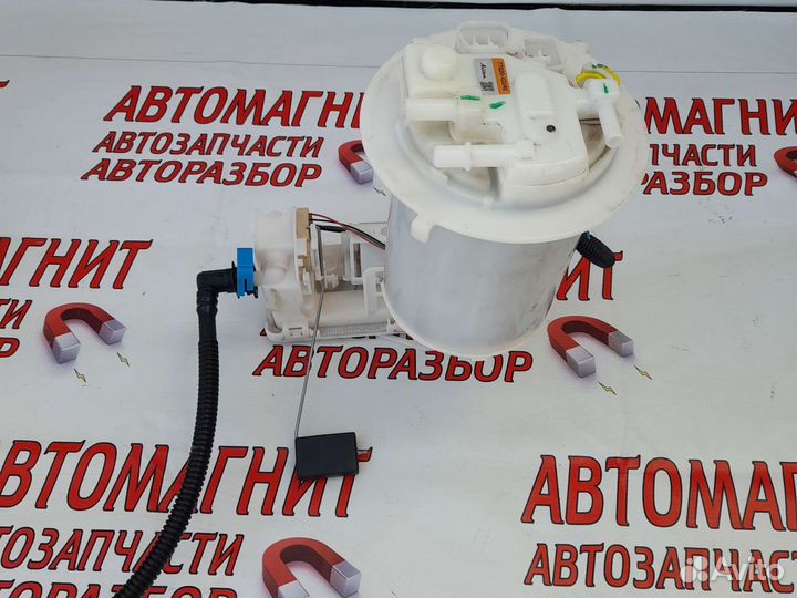 Бензонасос топливный датчик Тойота Рав 4 50