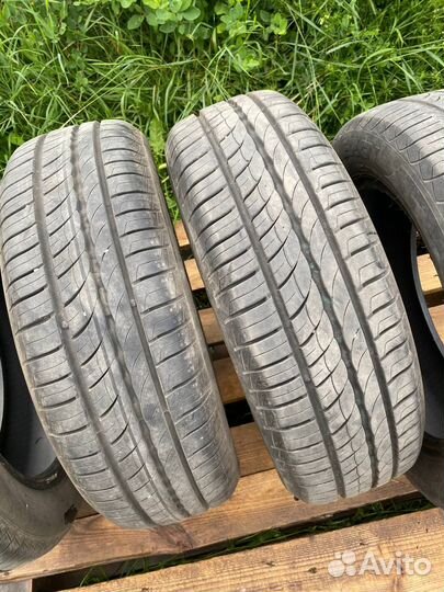 Pirelli Cinturato P1 185/60 R15