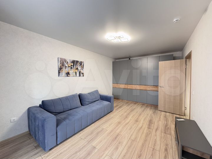 1-к. квартира, 42 м², 13/18 эт.