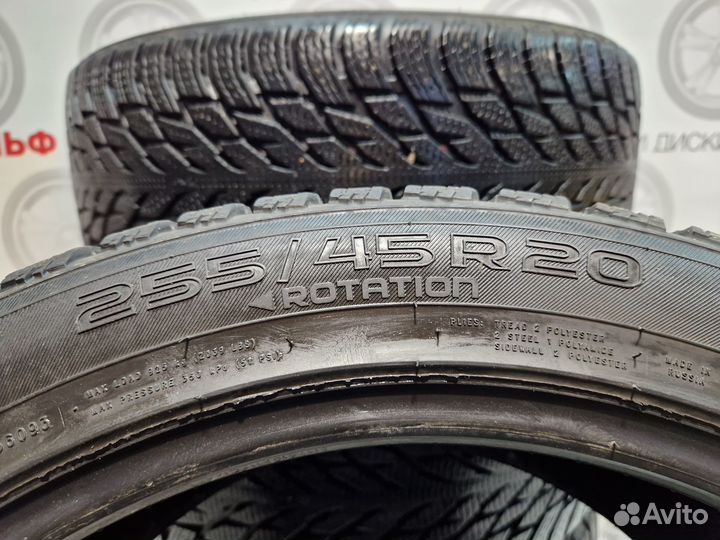 Nokian Tyres Hakkapeliitta R3 SUV 255/45 R20 и 275/40 R20