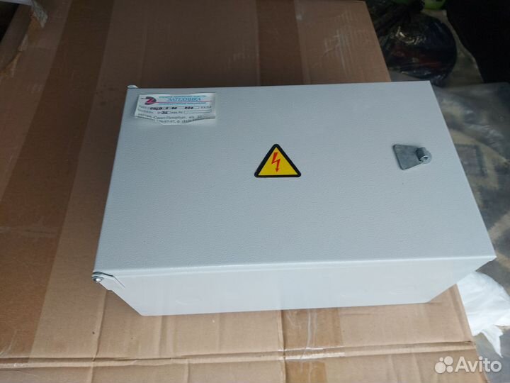 Осветительный щиток ощв6-00ухл4