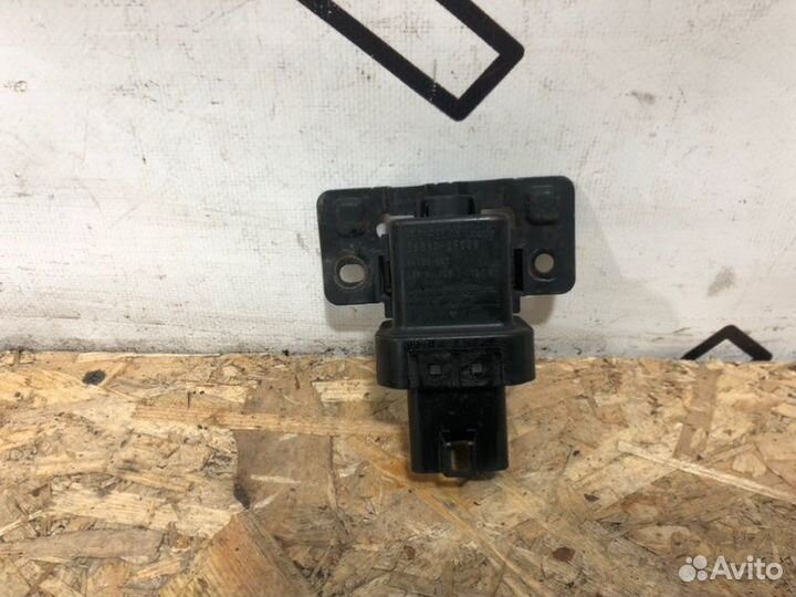 Реле свечей накала Hyundai Santa Fe 2 Рестайл