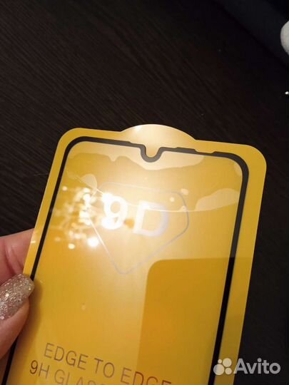 Защитное стекло на Honor 10 Lite