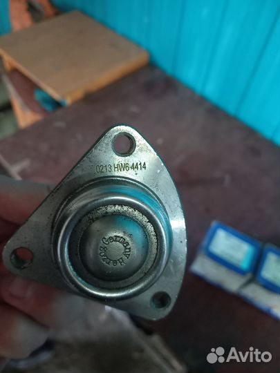 Шаровая опора газ 31105